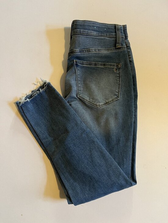 Size 28 Lularoe jeans, blue, distressed (164) - Picture 2 of 3